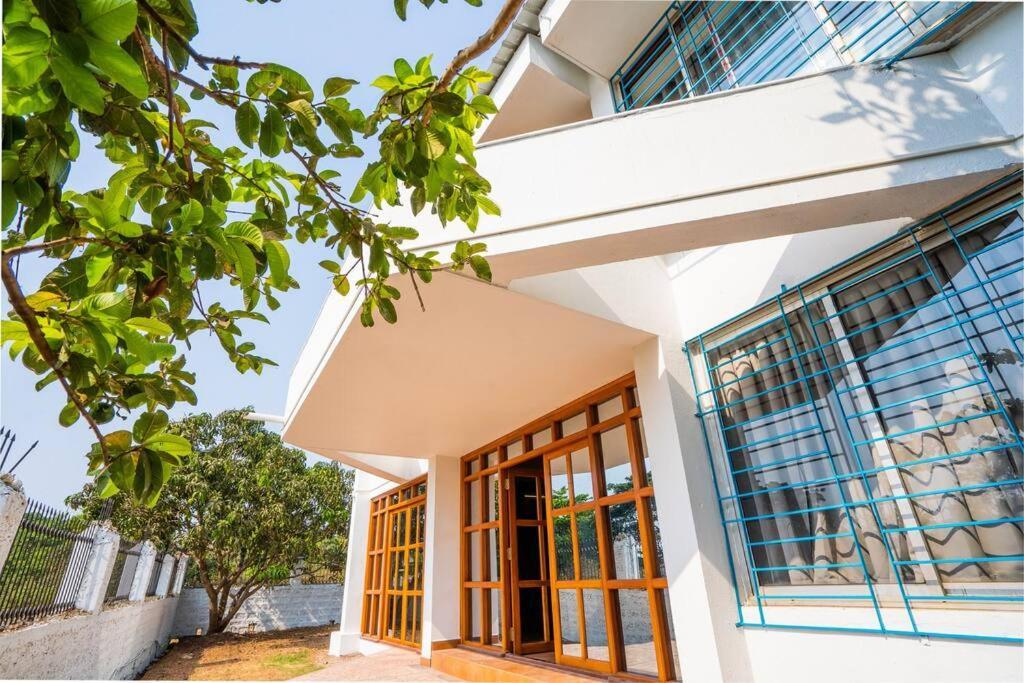 Lake View Villa Gandaulim Luaran gambar
