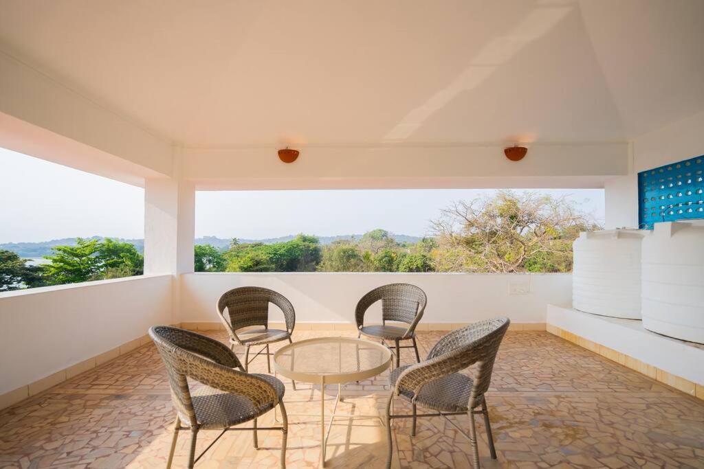 Lake View Villa Gandaulim Luaran gambar